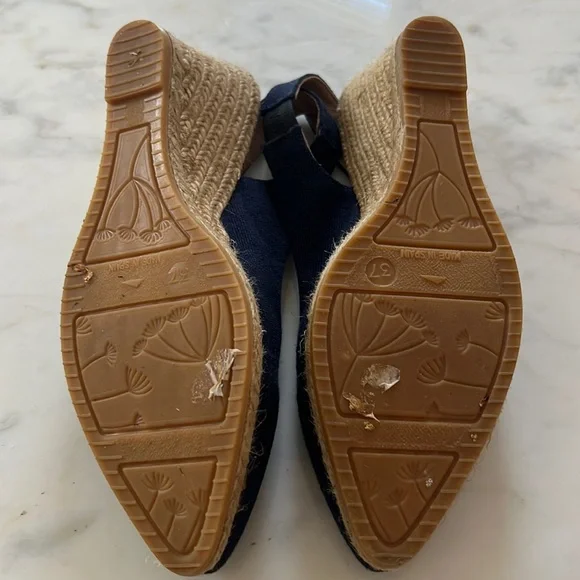 Viscata Navy Slingback Wedges - Picture 2 of 12